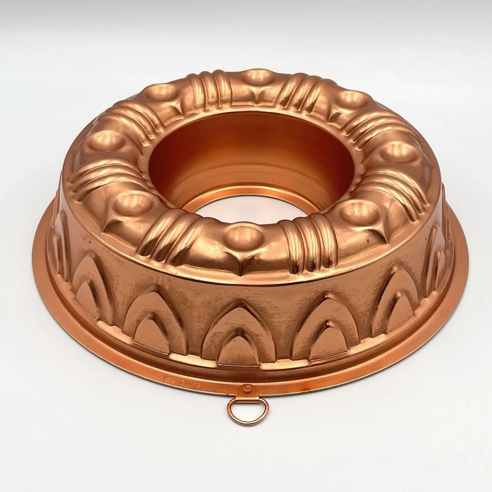 Copper Bundt Cake Pan Mold - Decorative Copper Finish